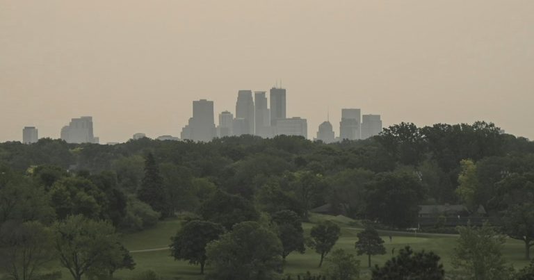 250602-minneapolis-haze-canada-wildfire-vl-1131a-ed9abe.jpg