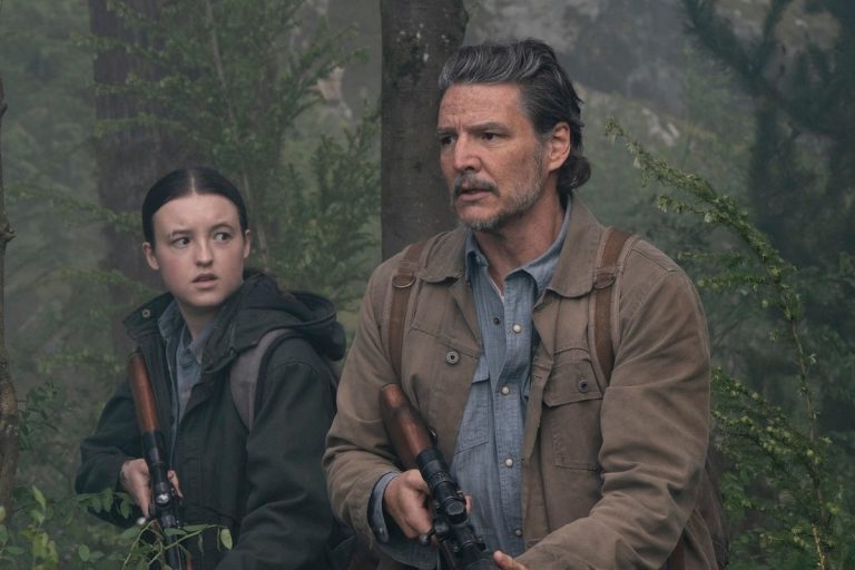 Bella-Ramsey-and-Pedro-Pascal.jpeg