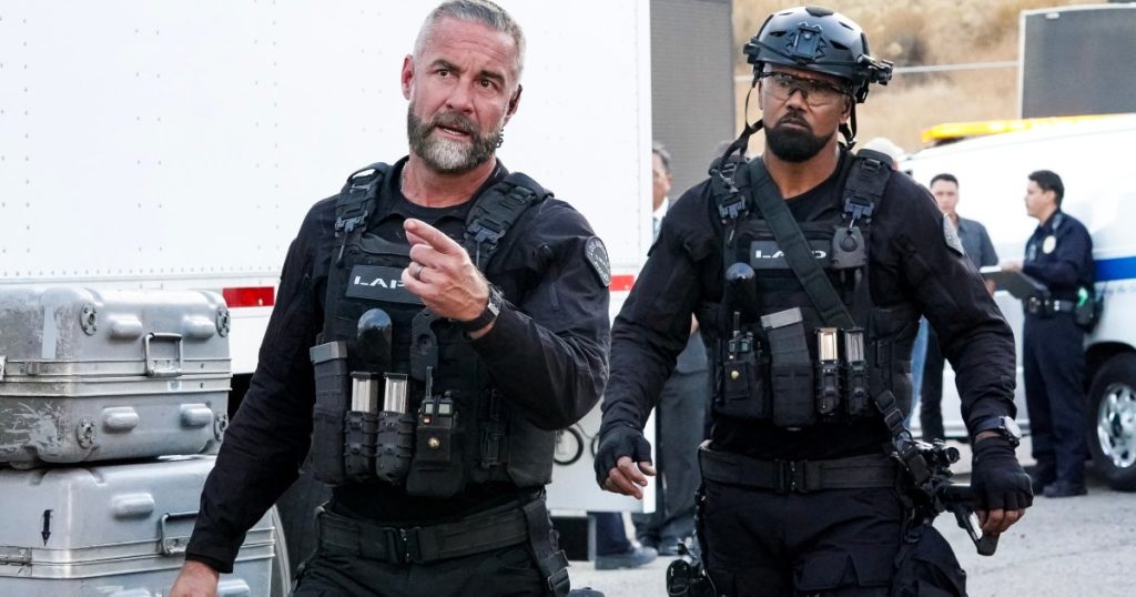 Jay-Harrington-Breaks-Silence.jpg