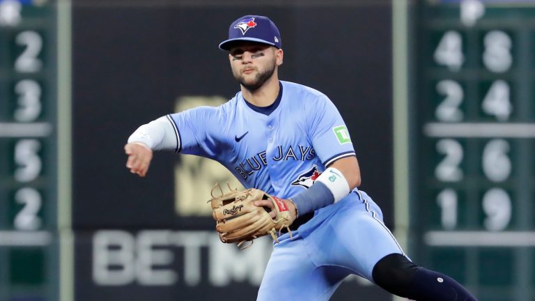 bo-bichette-1-2294294-1745500890722.jpeg